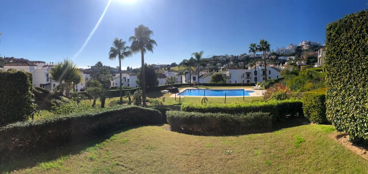 Superior 3Br Golfla Apartment Minutes From Puerto Banus & Marbella Malaga Spain