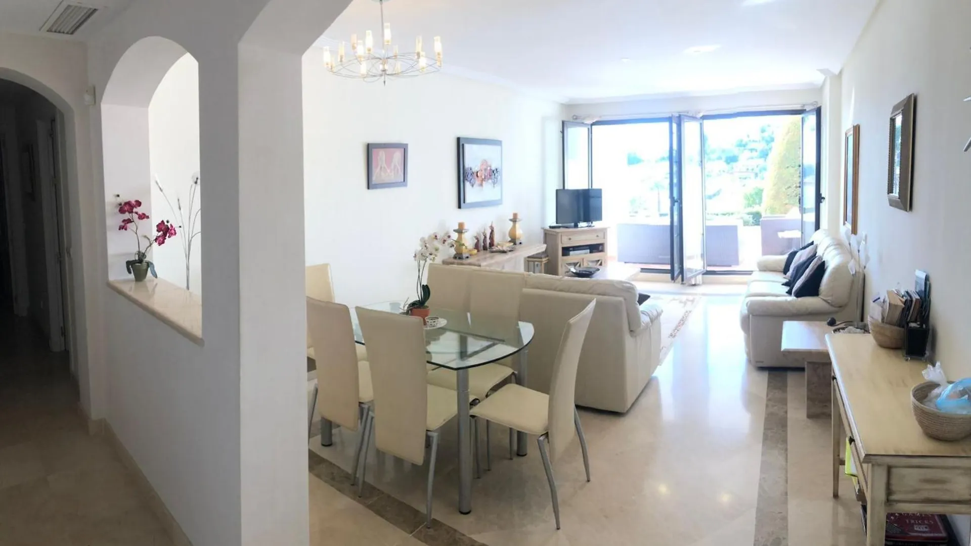 Superior 3Br Golfla Apartment Minutes From Puerto Banus & Marbella Malaga
