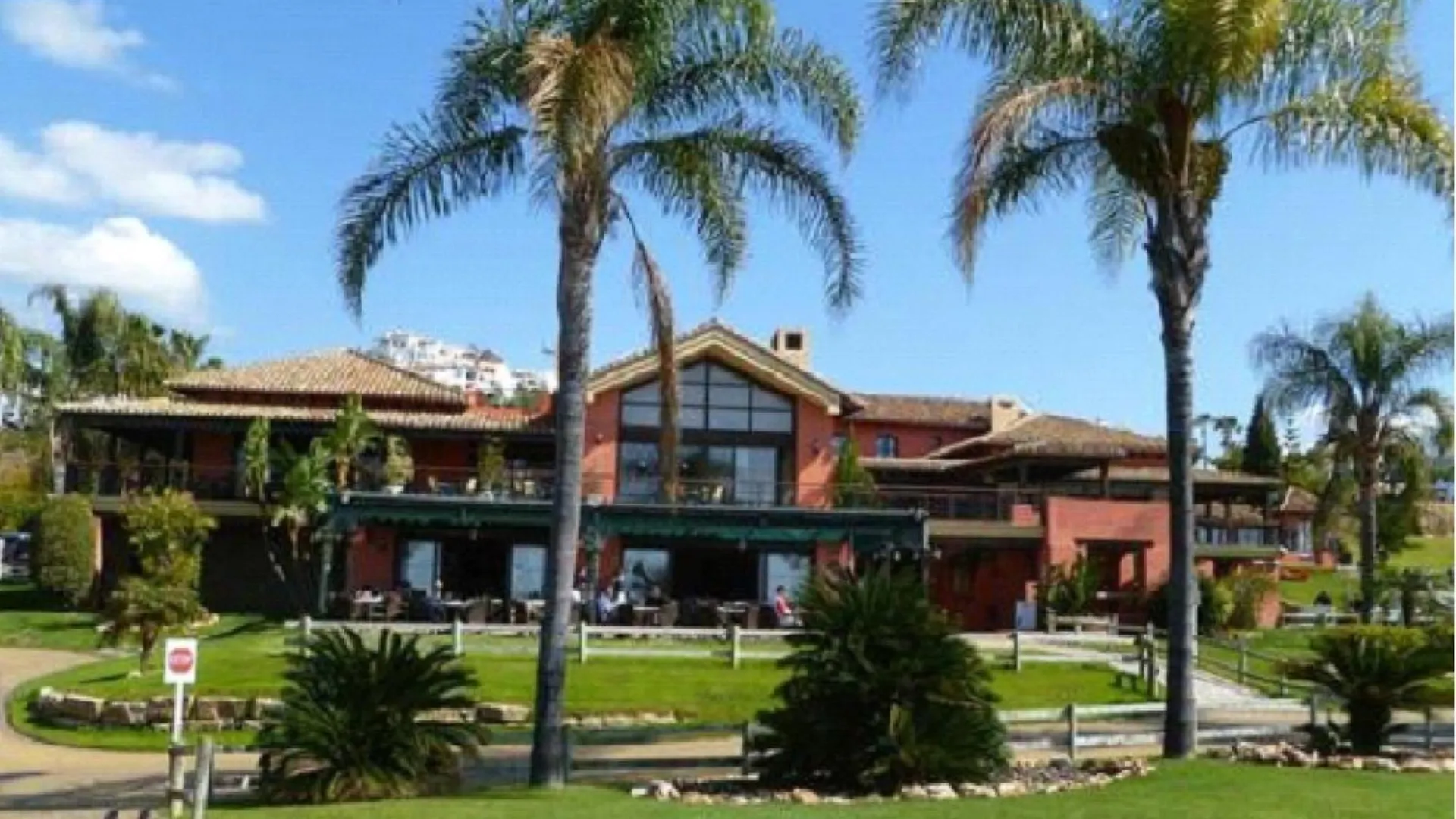 Superior 3Br Golfla Apartment Minutes From Puerto Banus & Marbella Malaga Spain