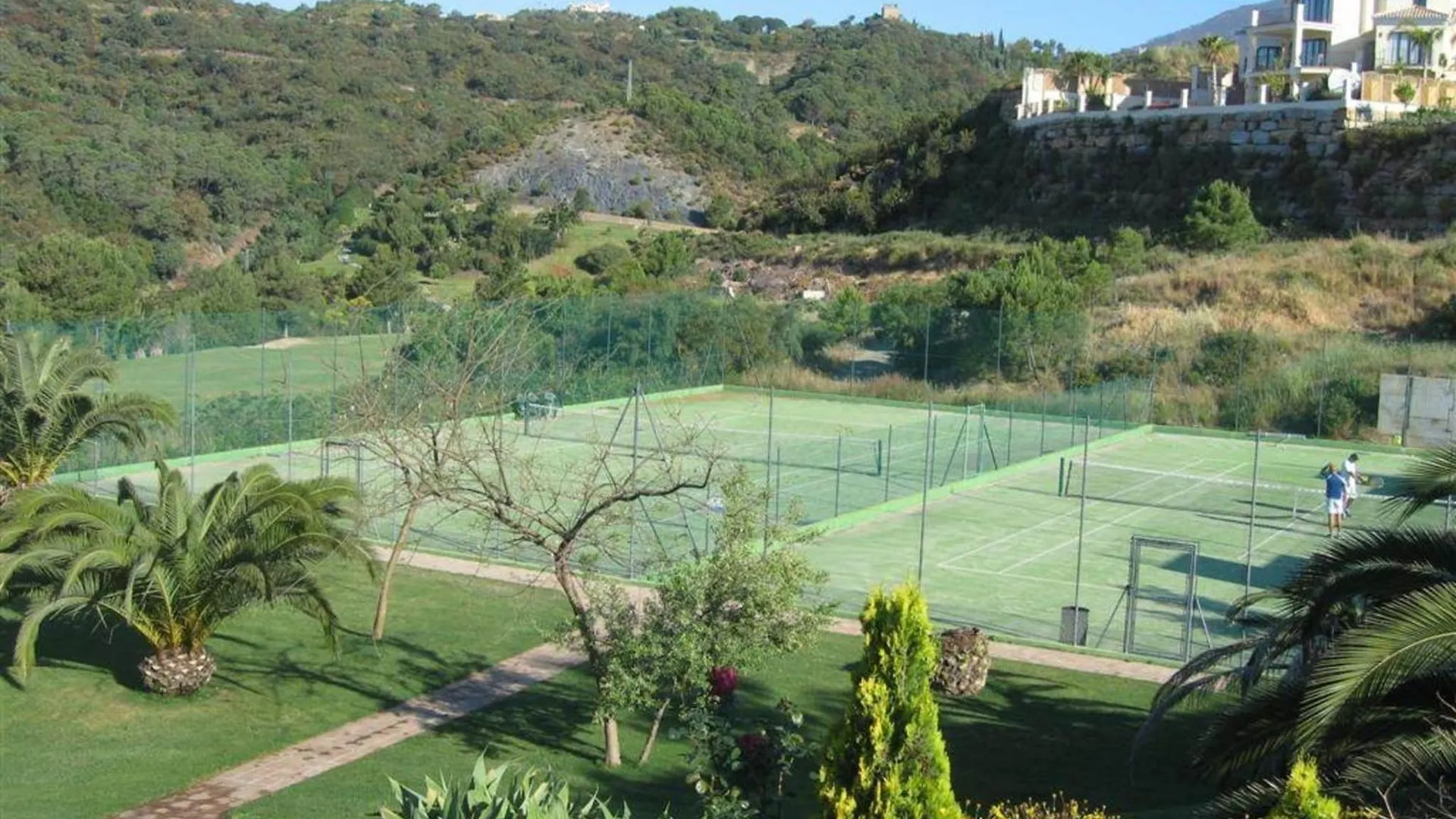 Superior 3Br Golfla Apartment Minutes From Puerto Banus & Marbella Malaga Spain