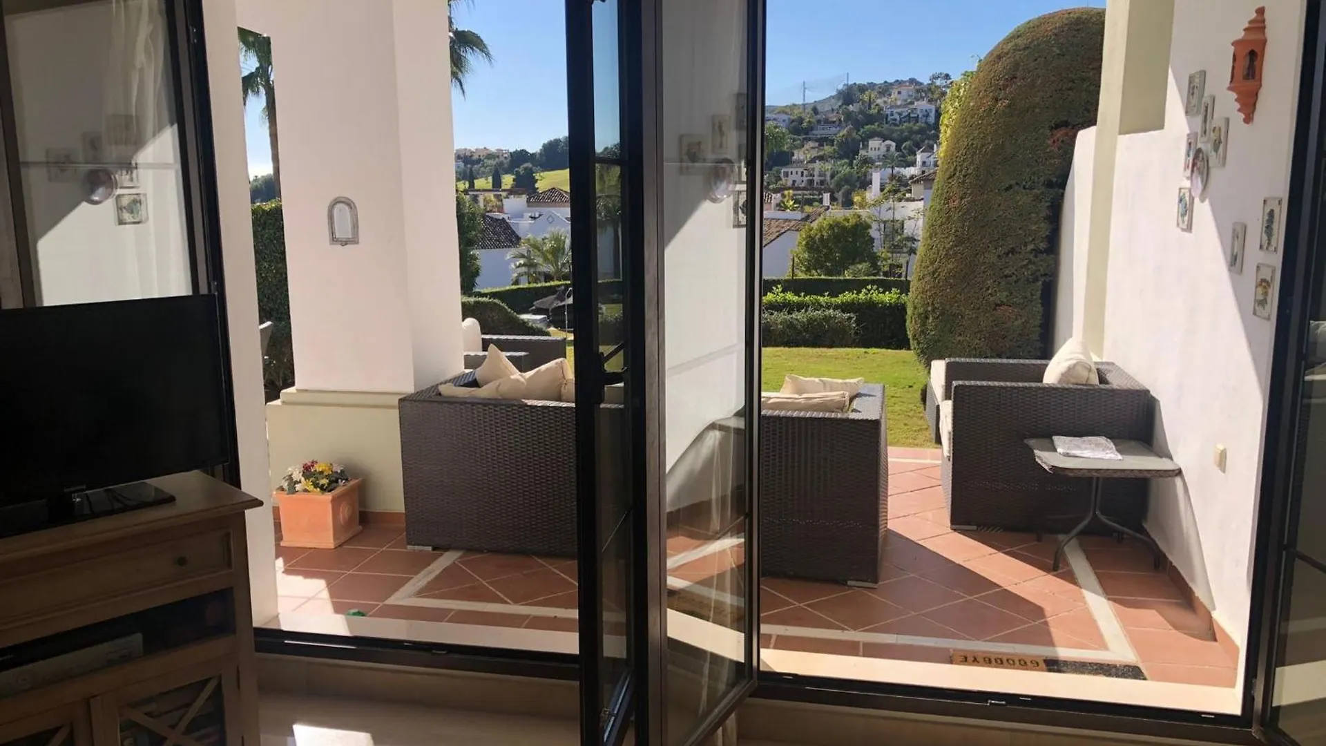 Superior 3Br Golfla Apartment Minutes From Puerto Banus & Marbella Malaga