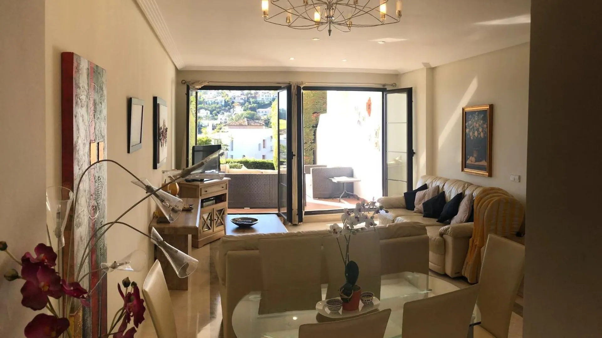 Superior 3Br Golfla Apartment Minutes From Puerto Banus & Marbella Malaga Spain